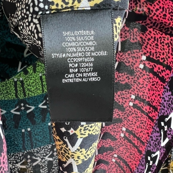 ALICE AND OLIVIA Willa Stace Face Rainbow Silk Shirt In Ombre Stace - Picture 12 of 12